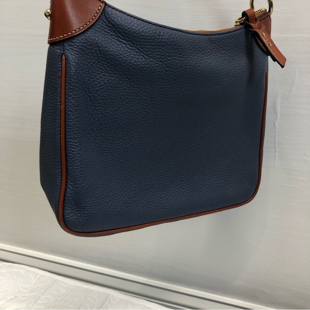 Dooney and Bourke leather shoulder bag, blue, EUC - Picture 5 of 12